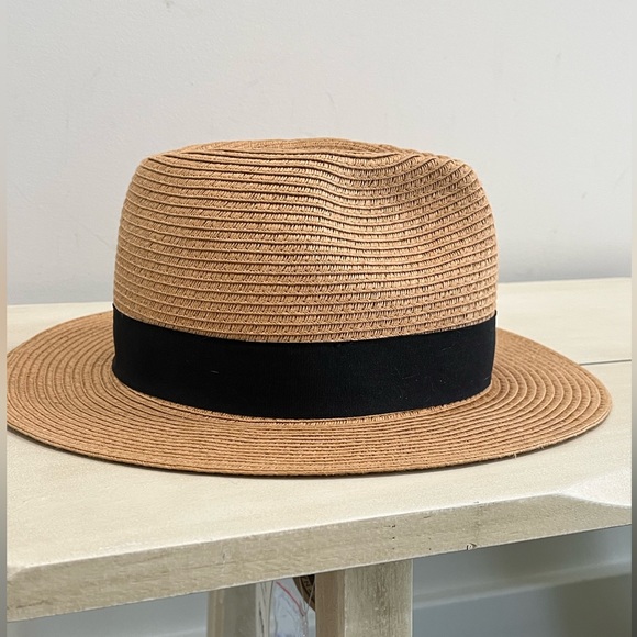 Hat - Picture 4 of 5